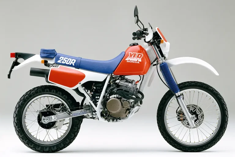 HONDA XLR250