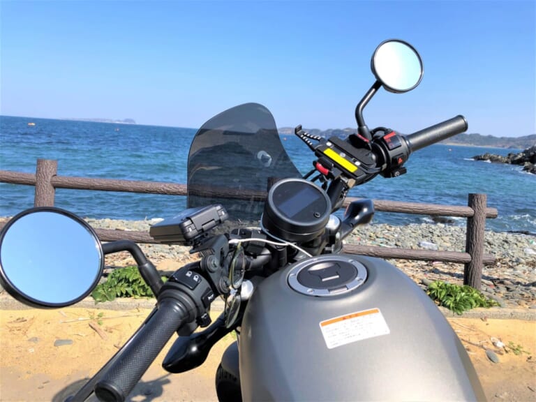 ETC車載器を取り付けたバイクの画像|バイクを売る時、ETC車載器って外したほうがいい? 買取価格に差は出るの?