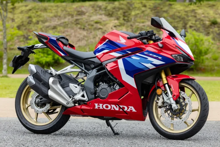 HONDA CBR250RR