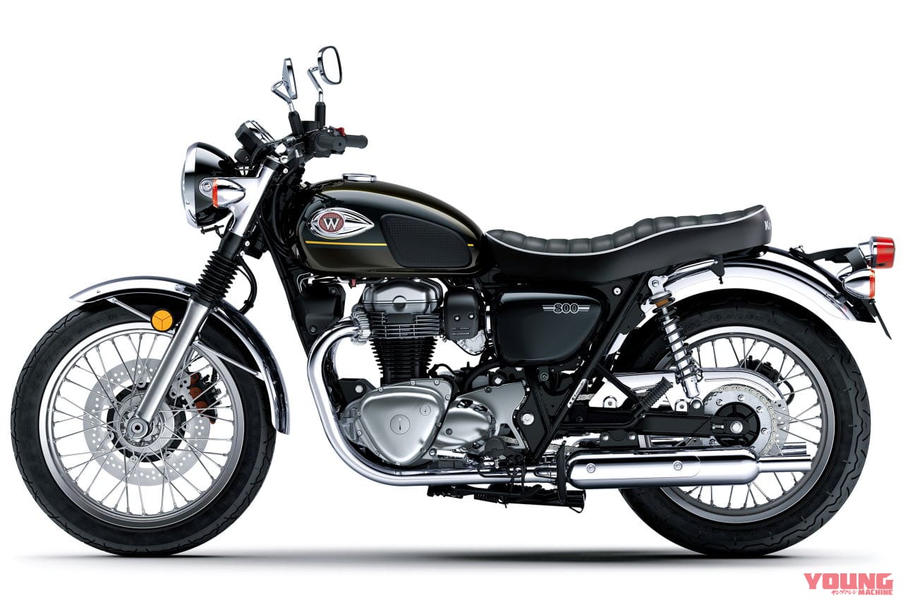 |最新中古相場もわかる! 人気バイク歴代モデル図鑑:カワサキW800【ゴールドストライプの2025年モデル】