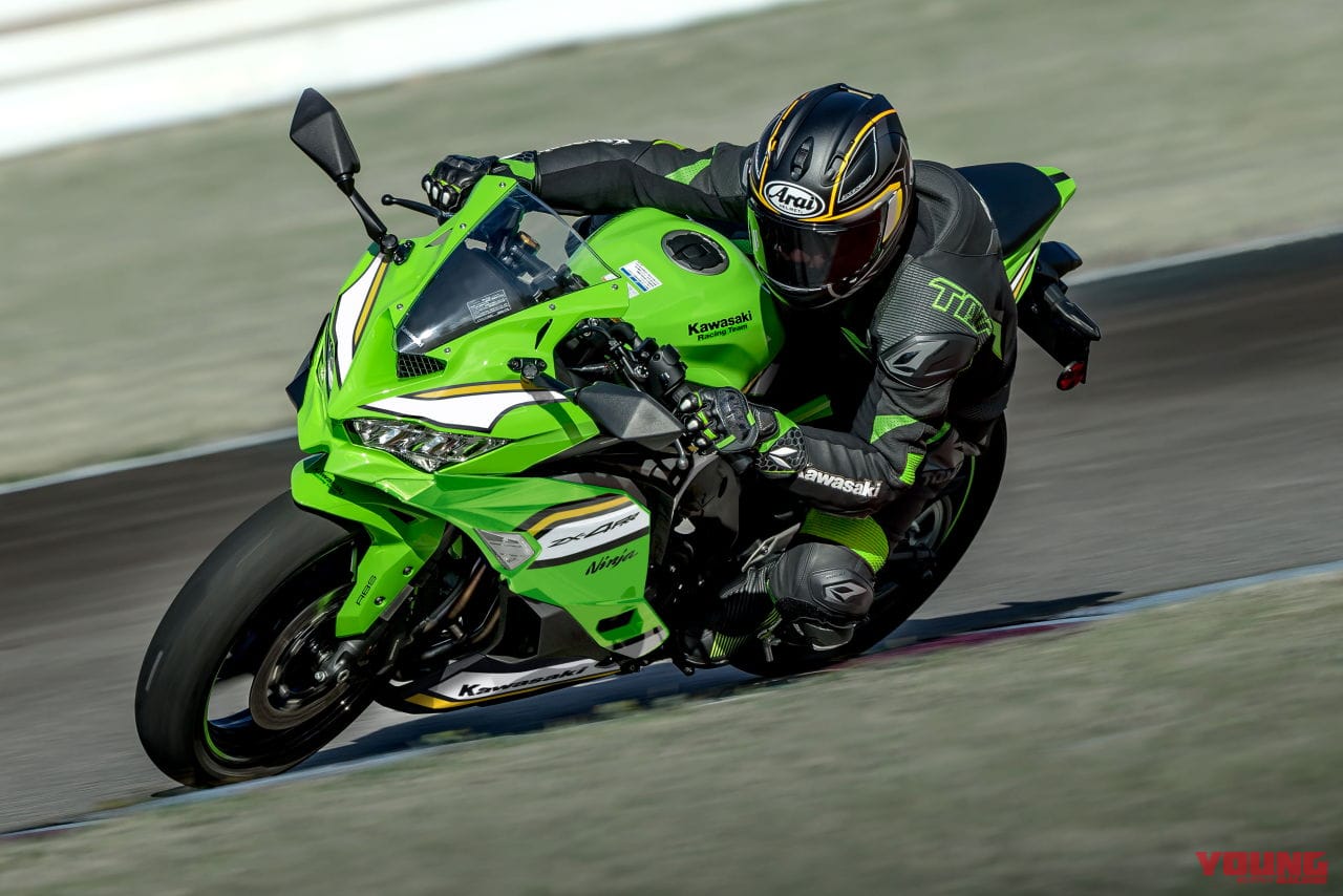カワサキ|ニンジャZX-4RR|2025年モデル|ラムエア80馬力のカワサキ「ニンジャZX-4R SE」「ニンジャZX-4RR」に初の新色! 2025年モデルが9/1発売決定