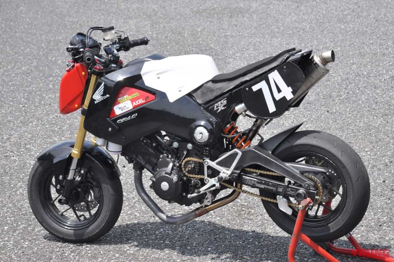 |125ccグロムにCBR250R(MC41)エンジンを搭載した魔改造マシン、ドキドキしつつ乗ってみた!!