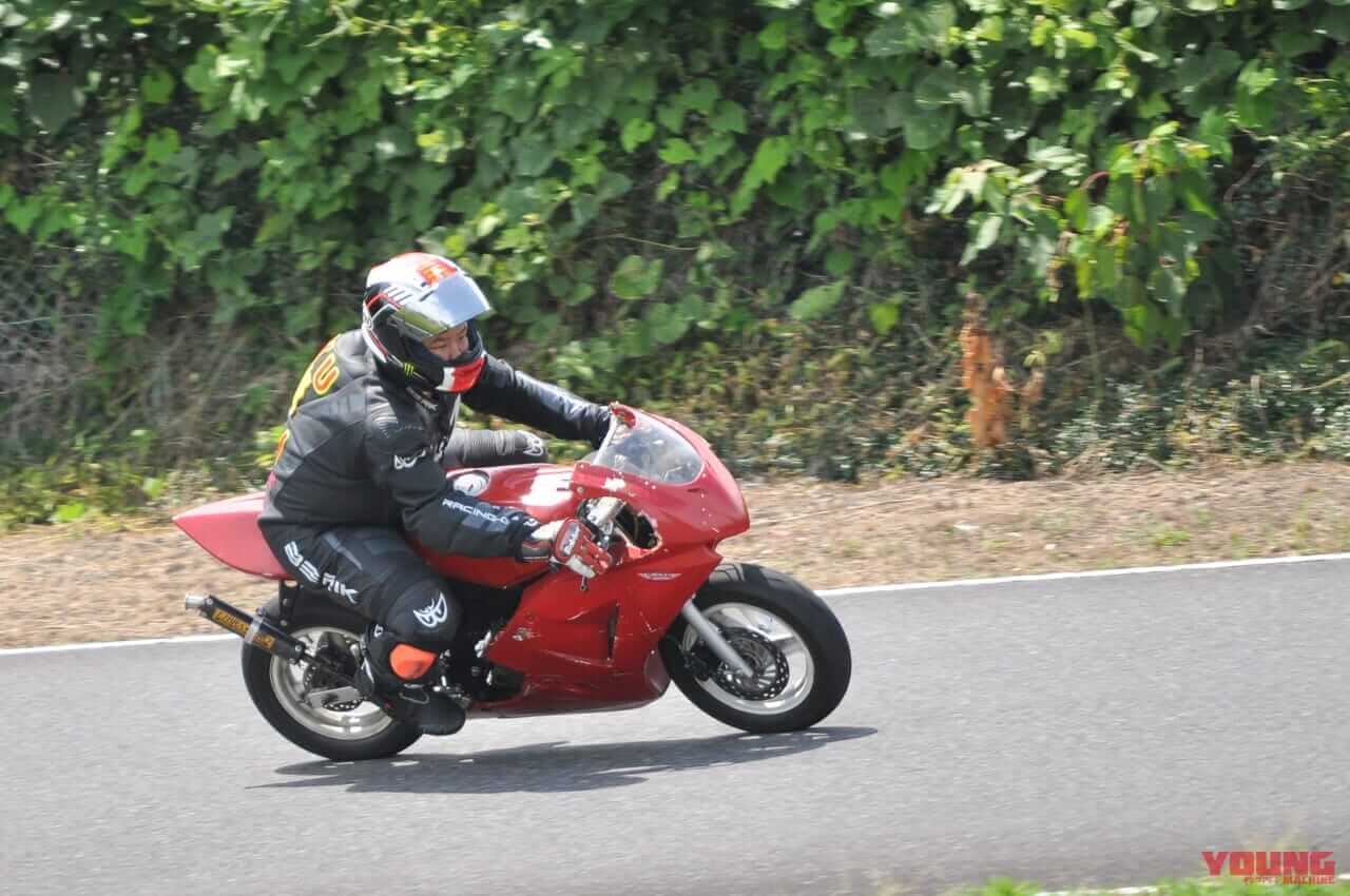 ホンダ グロム|250cc|エンジン換装|CBR250R|MC41|125ccグロムにCBR250R(MC41)エンジンを搭載した魔改造マシン、ドキドキしつつ乗ってみた!!