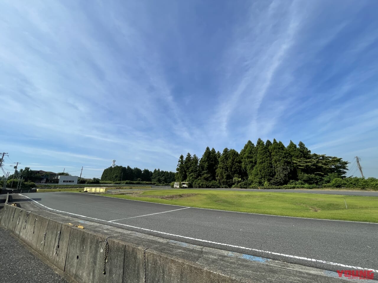 |125ccグロムにCBR250R(MC41)エンジンを搭載した魔改造マシン、ドキドキしつつ乗ってみた!!