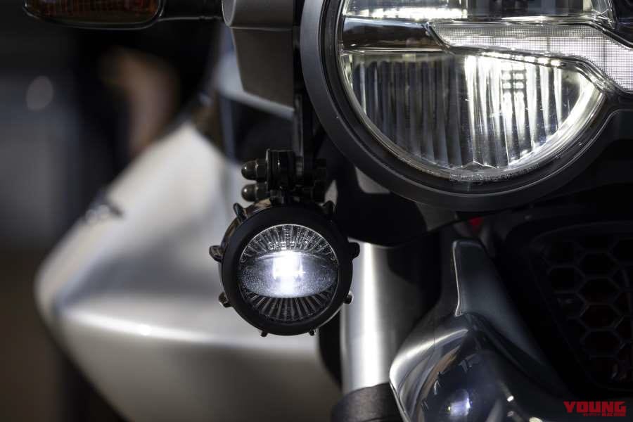 |可変バルブタイミング搭載!! モトグッツィ「V85TTトラベル」が基本性能を底上げして発売