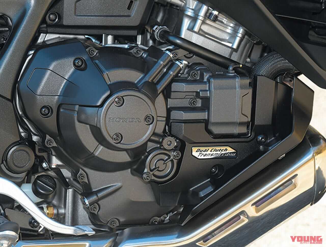 |【SCOOP!!】ホンダNT1100がEクラッチをゲット、さらに次期型白バイに転生するとの情報も?!