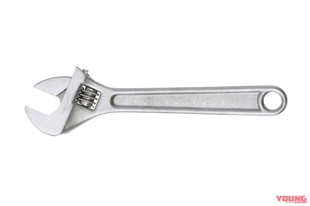 モンキーレンチの写真|「備えあれば憂いなし」ツーリングに携行したい最低限の工具類×5選