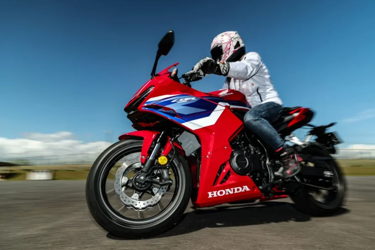 HONDA CBR400R