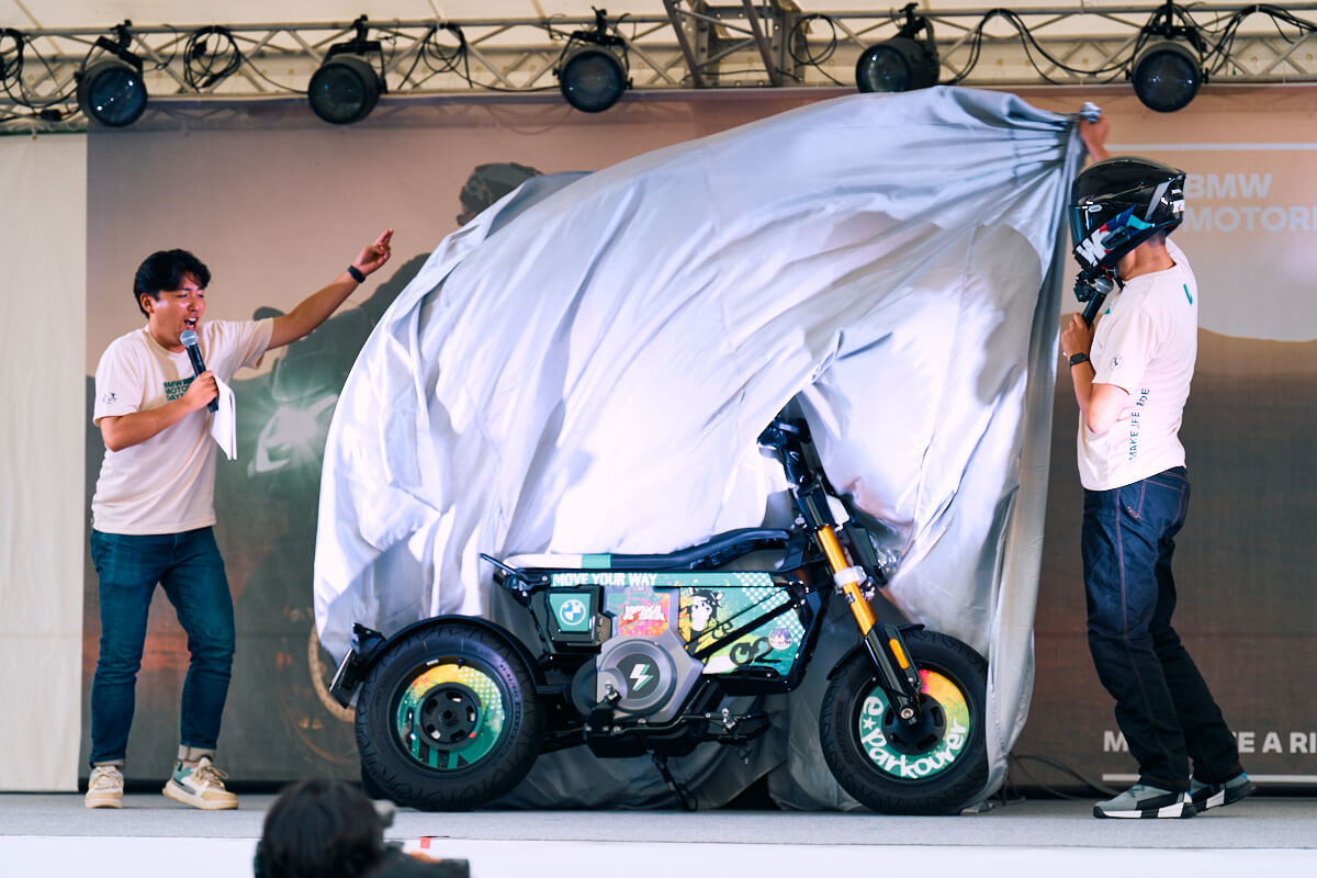 BMW R1300GS Adventure｜【速報】新型R1300GSアドベンチャーが国内初公開! BMW MOTORRAD DAYS JAPAN 2024の熱気とともにレポート!!
