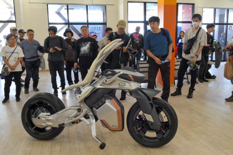 ヤマハモーターサイクルデー2024|ちょっとちょっと!! 展示物がマニアックにも程がある?! 「My Yamaha Motorcycle Day 2024」イベント見て歩きレポート