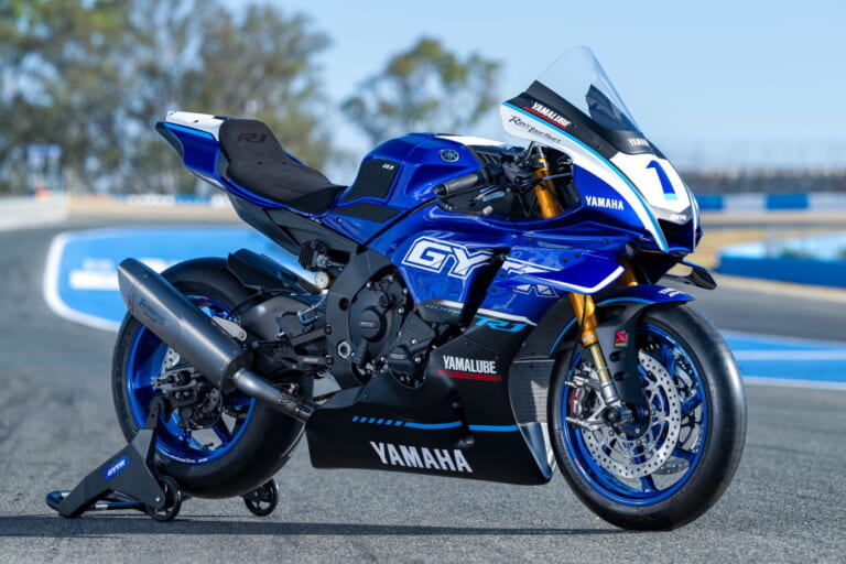 ヤマハ|YZF-R1|欧州仕様|GYTR|2025年モデル|ヤマハから羽根つきアールワン登場! レースベース車と上級仕様のGYTRがあり、性能向上のオプションパーツも多数【欧州】