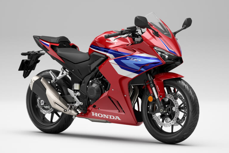 ホンダ|CBR400R|【SCOOP!!】「プラス100ccの余裕」でカワサキに挑む?! ホンダ新型CB400には“500”もある!!