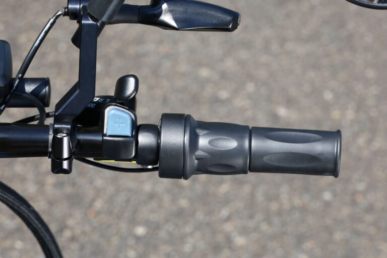 スズキ|イーポ|【速報】原動機付自転車、令和に新生!! スズキ「e-PO」はシンプルさと便利さを突き詰めた新しい電動モペッドだった【試乗インプレッション】