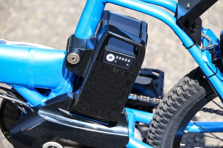 スズキ|イーポ|【速報】原動機付自転車、令和に新生!! スズキ「e-PO」はシンプルさと便利さを突き詰めた新しい電動モペッドだった【試乗インプレッション】
