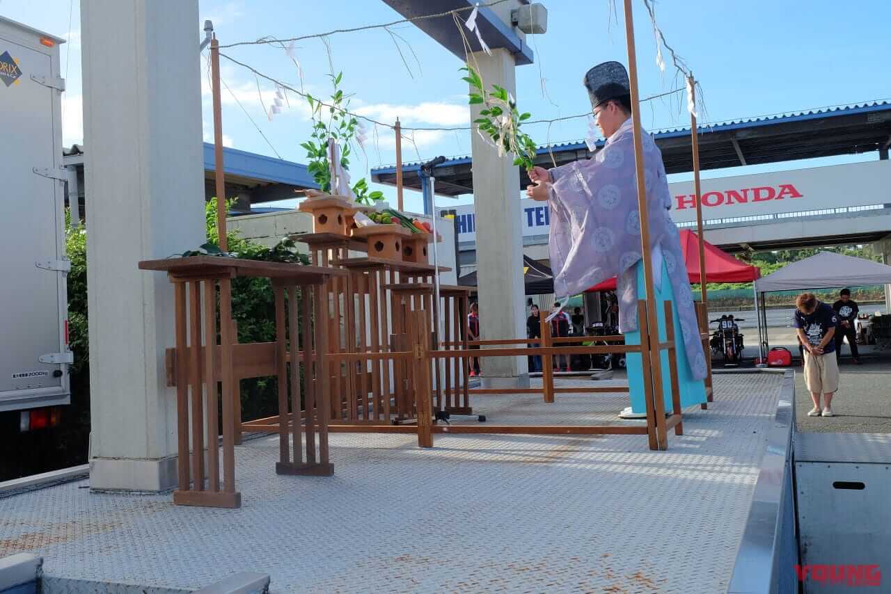 |戦車に神主も登場!「鉄馬」は九州ライダーのお祭りだ!……〈多事走論〉from Nom