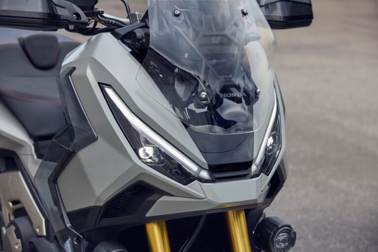 ホンダ|X-ADV|欧州仕様|2025年モデル|ホンダ新型「X-ADV」登場! 新しい外観、改良したDCT、クルーズコントロールなどを新採用【欧州】