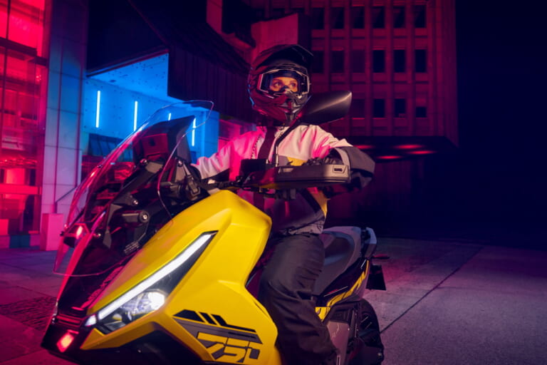 ホンダ|X-ADV|欧州仕様|2025年モデル|ホンダ新型「X-ADV」登場! 新しい外観、改良したDCT、クルーズコントロールなどを新採用【欧州】