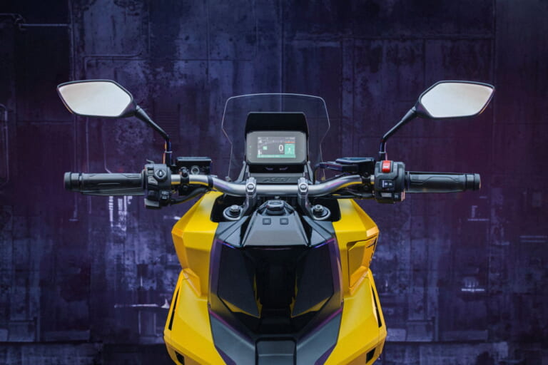 ホンダ|X-ADV|欧州仕様|2025年モデル|ホンダ新型「X-ADV」登場! 新しい外観、改良したDCT、クルーズコントロールなどを新採用【欧州】