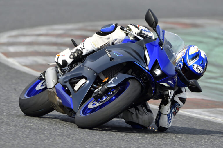 ヤマハ｜YZF-R7｜ヤマハモーターラボfor R7 メモリアルファンブック