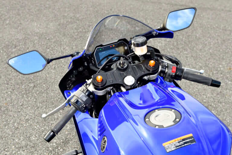 ヤマハ|YZF-R7|ヤマハモーターラボfor R7 メモリアルファンブック|【新刊案内】付録はヤマハ謹製ステッカー!「ヤマハモーターラボfor R7・メモリアルファンブック」本日9/18からAmazonにて販売スタート