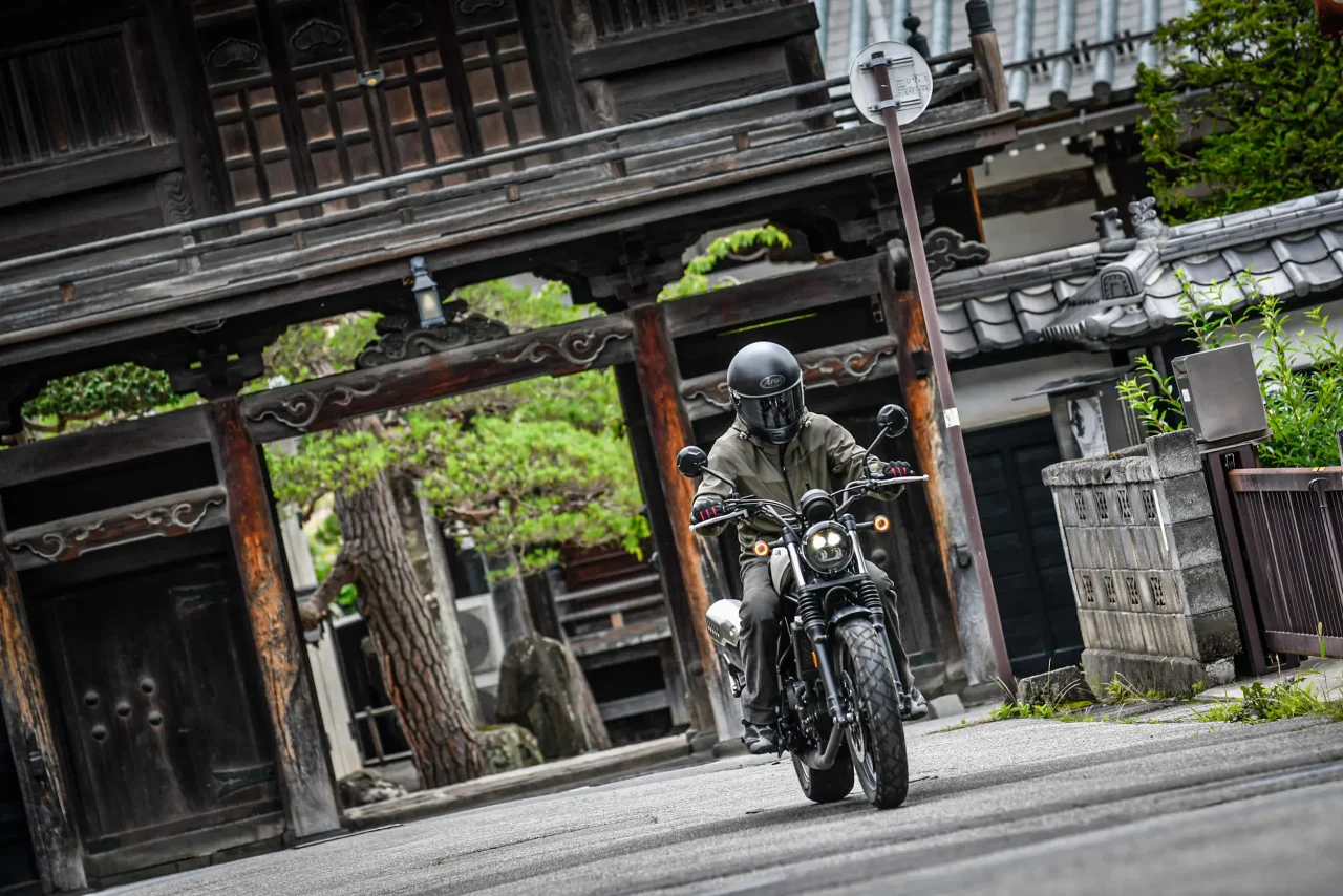 HONDA CL250｜新型CL250は大型乗りでも『メインの1台』になり得るバイクだ!【ツーリングインプレ/レビュー決定版】