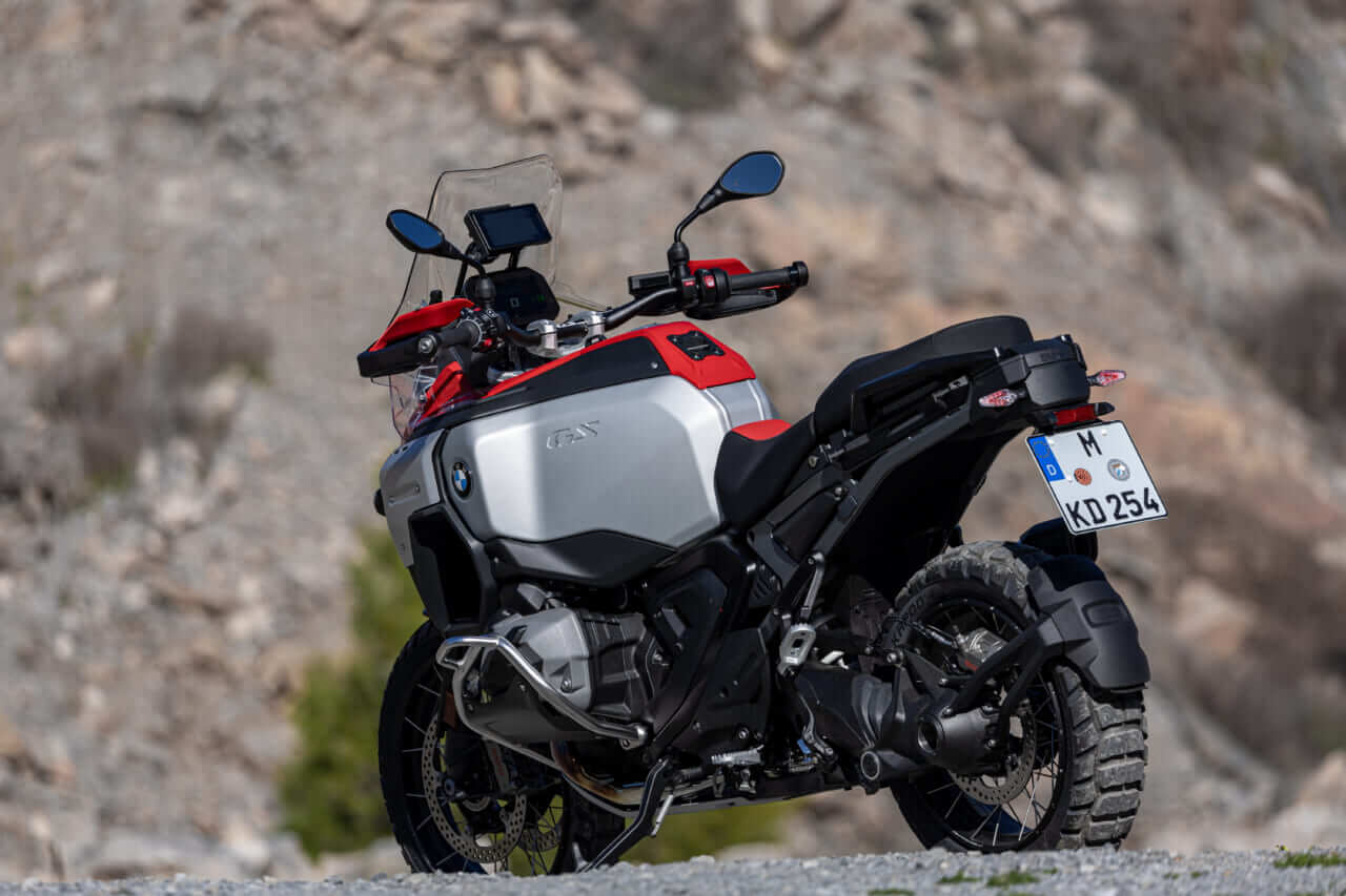 BMW R1300GS Adventure｜【速報】新型R1300GSアドベンチャーが国内初公開! BMW MOTORRAD DAYS JAPAN 2024の熱気とともにレポート!!