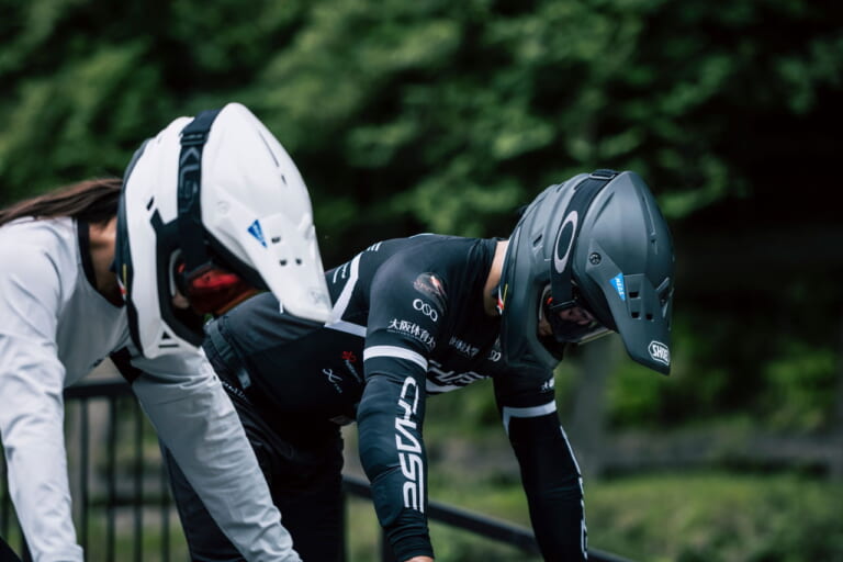 SHOEI|X-GRID / X-GRID DOMINATE|SHOEIがBMXヘルメットに進出!! 超軽量「X-GRID」はモトクロスの知見を活かし究極の安全性と機能性を追求