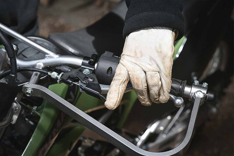 カワサキ|ストックマン|インドネシア仕様|2025年モデル|働く4スト! カワサキKLXベースの「ストックマン」2025年モデルが登場、タフな造りが魅力【海外】