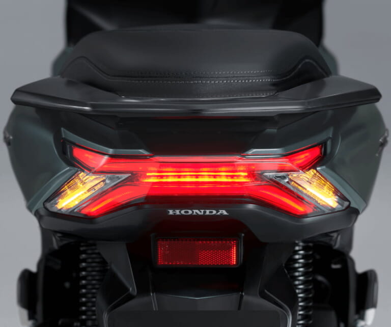 2024 HONDA PCX