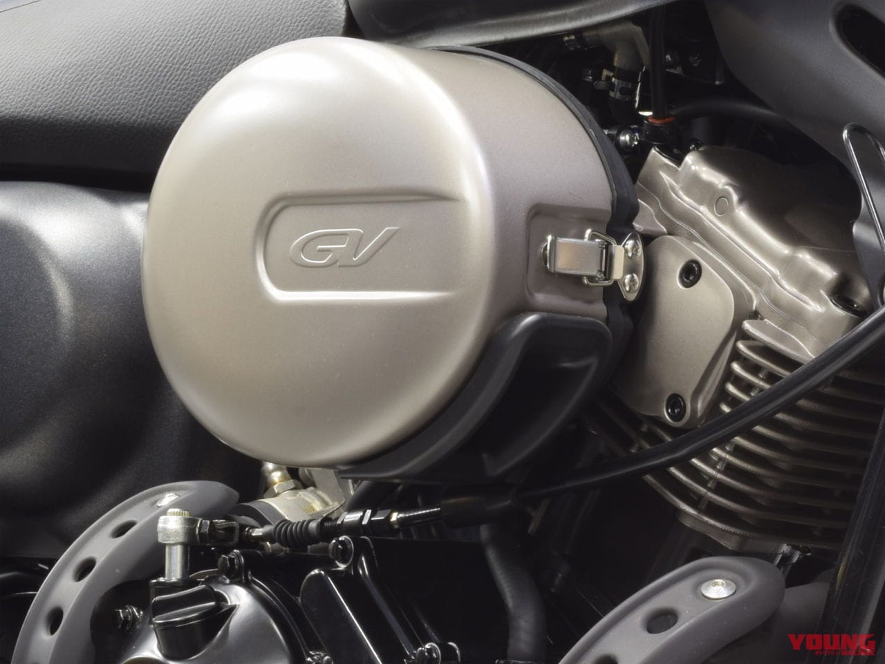 ヒョースン|GV250S-EVO Supreme(シュプリーム)|独尊の水冷V型2気筒クルーザーに待望の250が登場! ヒョースン「GV250」シリーズ3機種を一挙発売