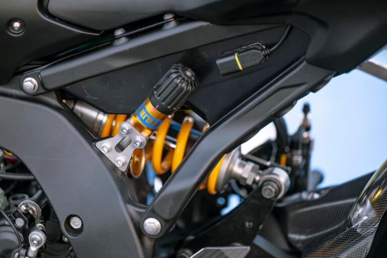 R9レース仕様
