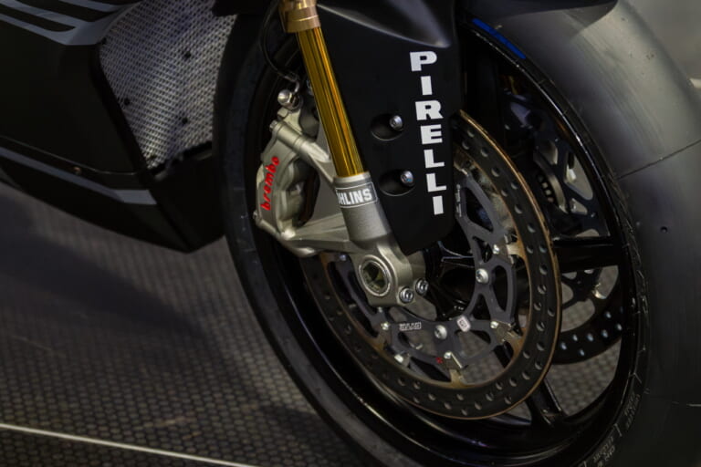 R9レース仕様
