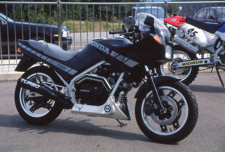 ホンダ｜VT250ターボ