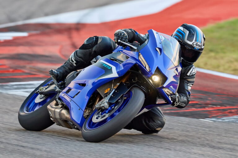 ヤマハ|R9|欧州仕様|2025年モデル|日本仕様は140万円台前半も?! 上陸間近のヤマハ「YZF-R9」台湾仕様が「MT-09 Y-AMT」とほぼ同価格帯