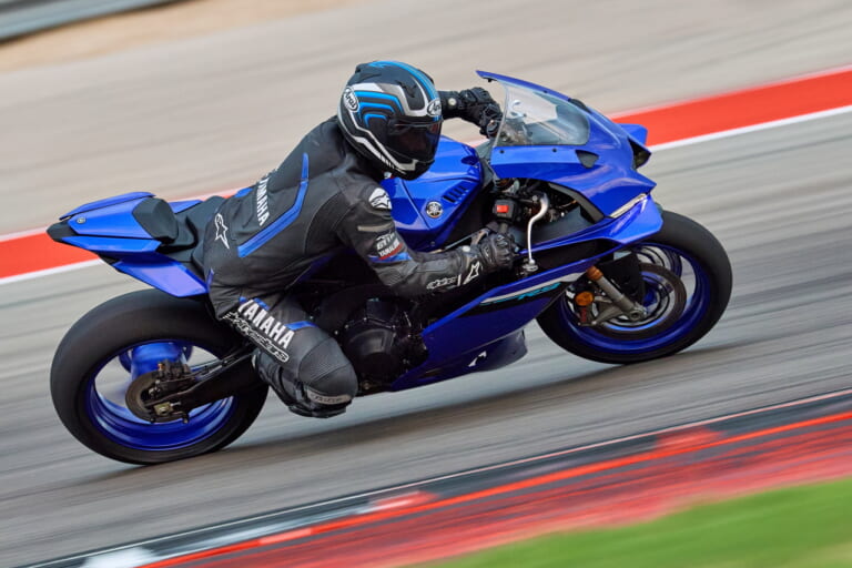 ヤマハ|R9|欧州仕様|2025年モデル|日本仕様は140万円台前半も?! 上陸間近のヤマハ「YZF-R9」台湾仕様が「MT-09 Y-AMT」とほぼ同価格帯