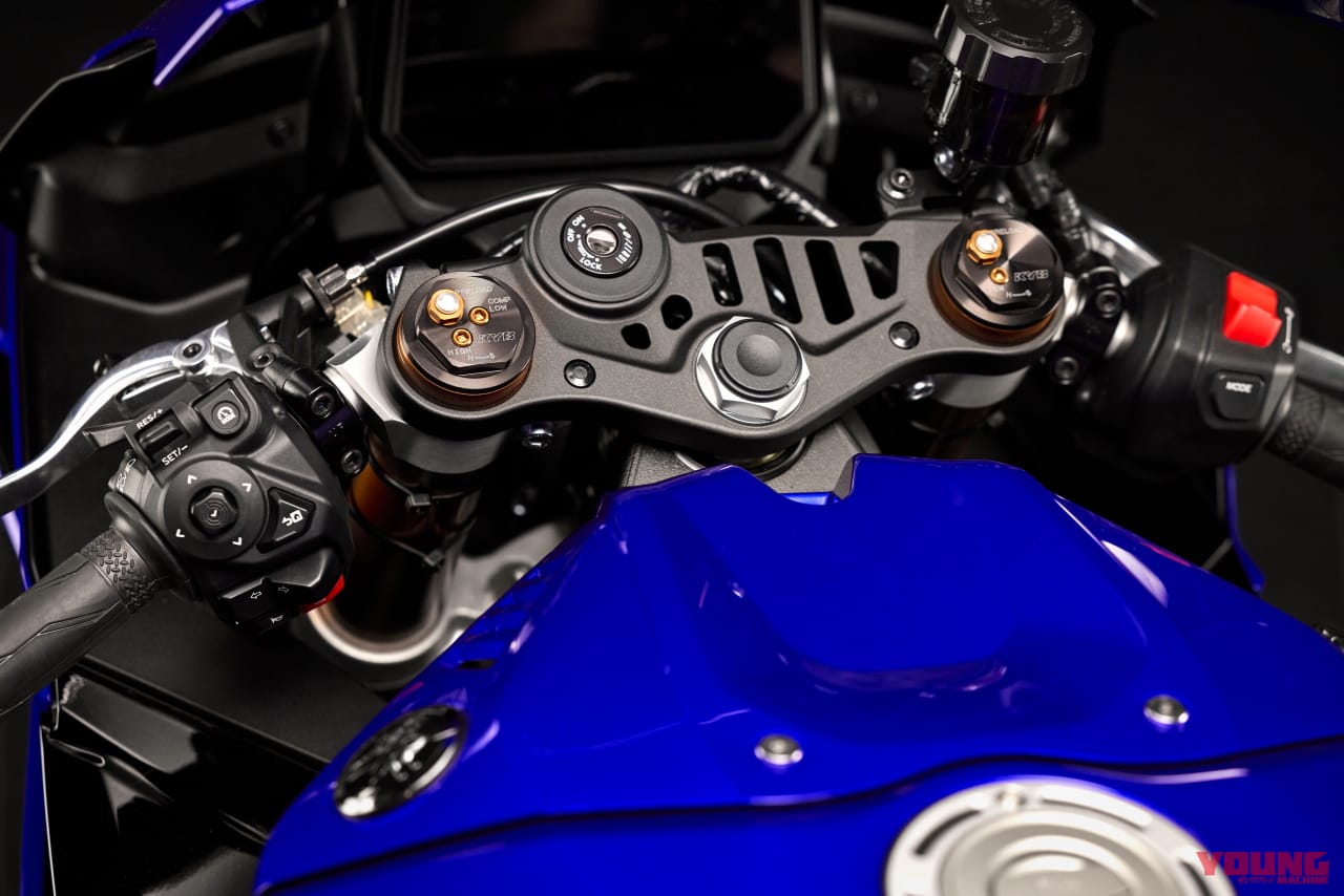 ヤマハ|R9|欧州仕様|2025年モデル|150万円切り! ヤマハ「YZF-R9」正式発表、ウイングレット付き3気筒スーパースポーツは10月30日に発売