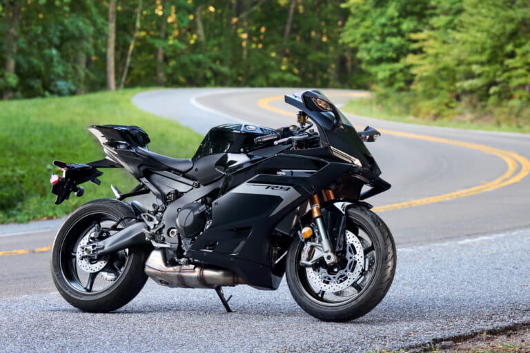 ヤマハ|R9|欧州仕様|2025年モデル|日本仕様は140万円台前半も?! 上陸間近のヤマハ「YZF-R9」台湾仕様が「MT-09 Y-AMT」とほぼ同価格帯