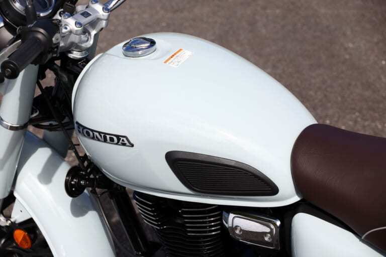 ホンダ|GB350C|試乗インプレッション|ホンダの新型「GB350C」に乗った! 重厚さと上質感をプラスした、ピュア単気筒の最新版【試乗インプレ】