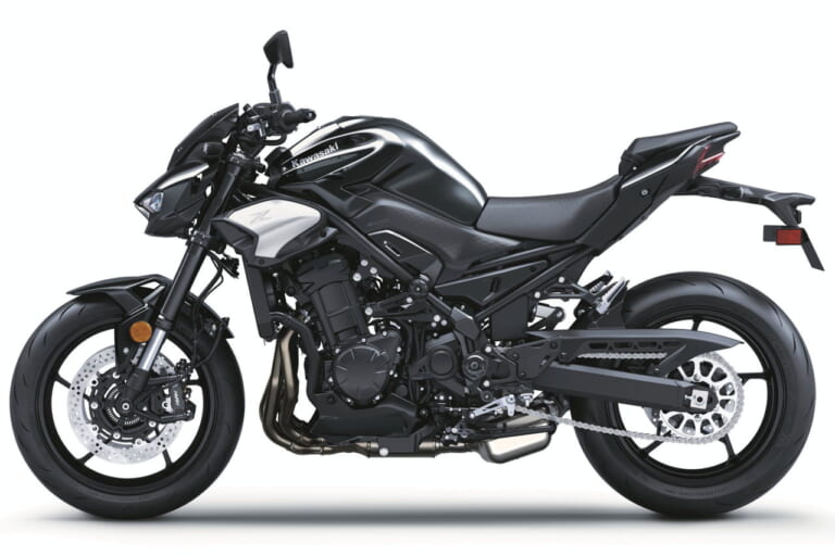 カワサキ|Z900|北米仕様|2025年モデル|進化は900から! カワサキが新型「Z900」「Z900 SE」を発表、新デザインのほか燃費改善やカワサキ初のナビ機能も獲得【海外】