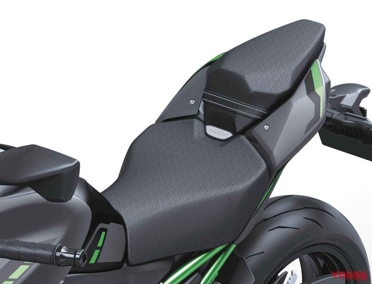 カワサキ|Z900|北米仕様|2025年モデル|進化は900から! カワサキが新型「Z900」「Z900 SE」を発表、新デザインのほか燃費改善やカワサキ初のナビ機能も獲得【海外】