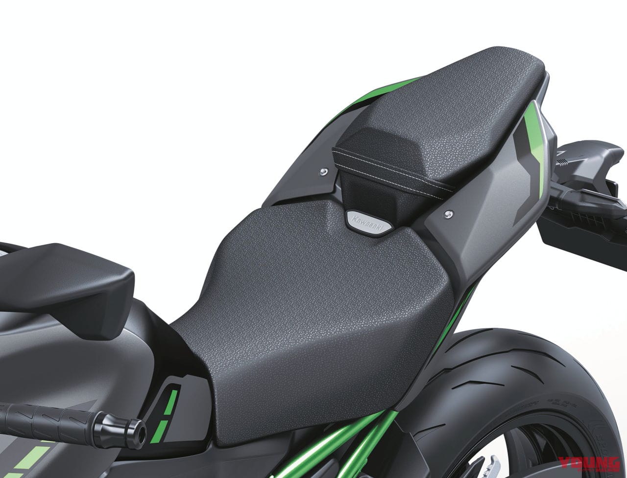 カワサキ|Z900|北米仕様|2025年モデル|進化は900から! カワサキが新型「Z900」「Z900 SE」を発表、新デザインのほか燃費改善やカワサキ初のナビ機能も獲得【海外】