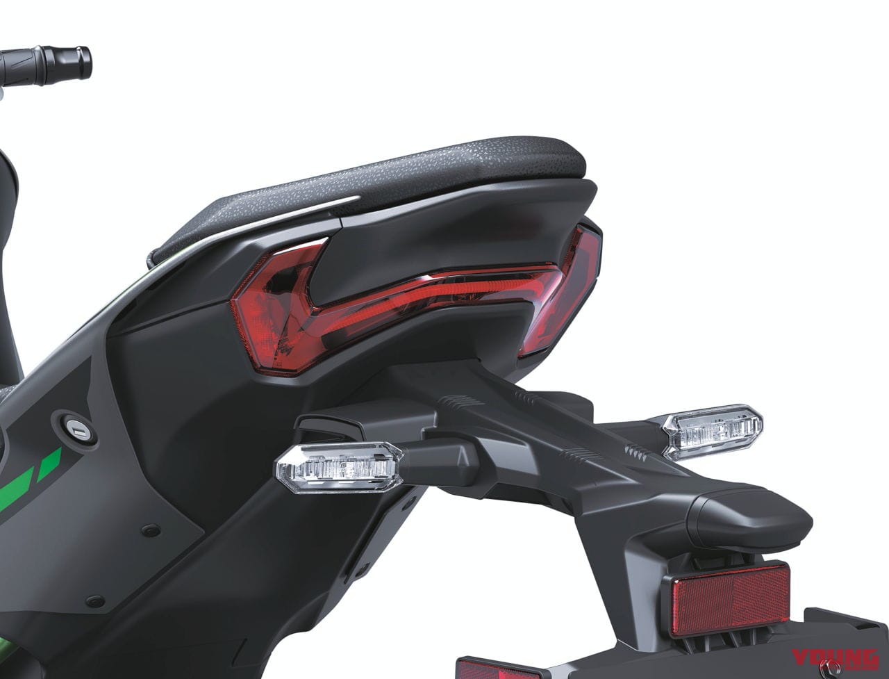 カワサキ|Z900|北米仕様|2025年モデル|進化は900から! カワサキが新型「Z900」「Z900 SE」を発表、新デザインのほか燃費改善やカワサキ初のナビ機能も獲得【海外】