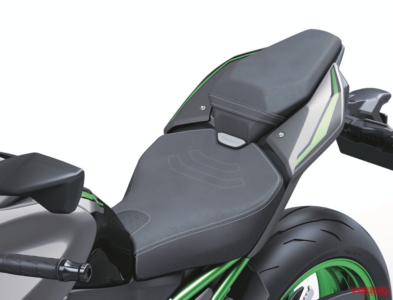 カワサキ|Z900 SE|北米仕様|2025年モデル|進化は900から! カワサキが新型「Z900」「Z900 SE」を発表、新デザインのほか燃費改善やカワサキ初のナビ機能も獲得【海外】