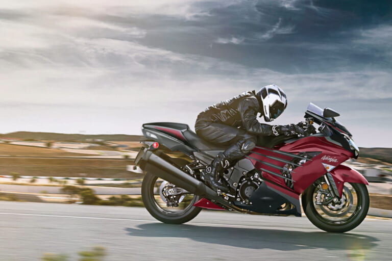 カワサキ|ニンジャZX-14R|北米仕様|2025年モデル|日本で消滅の自然吸気モンスターが最新モデルに! カワサキ「ニンジャZX-14R」の2025年モデルが登場【海外】