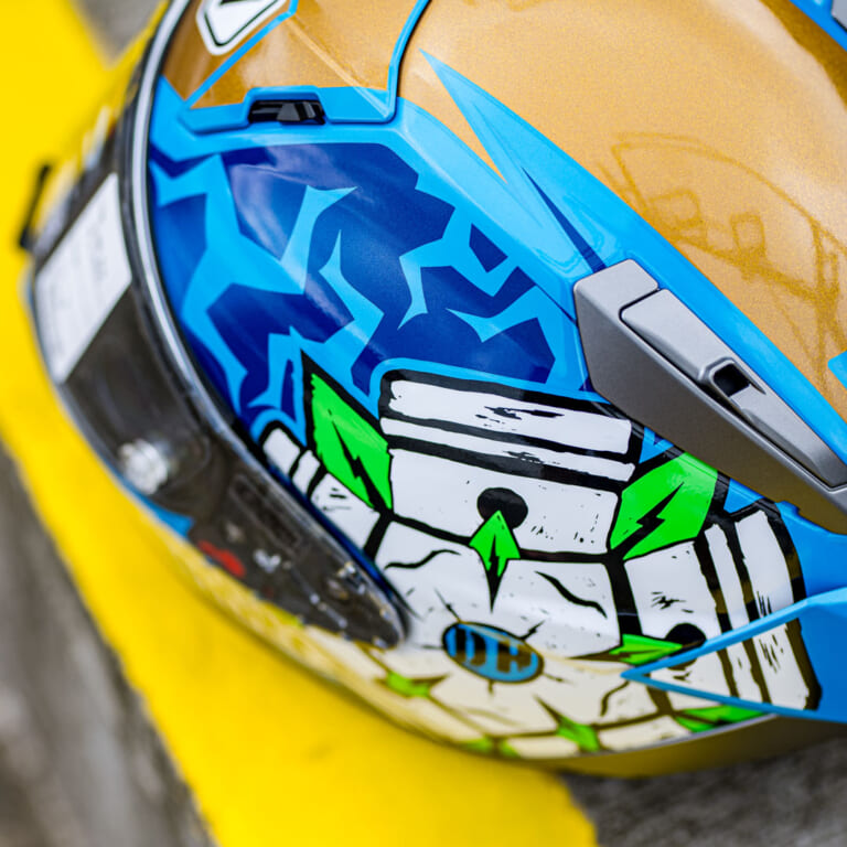 SHOEI X-Fifteen HARRISON|【限定30個】マン島TT選手のレプリカグラフィック「X-Fifteen HARRISON」発売決定【受注は10月31日まで】