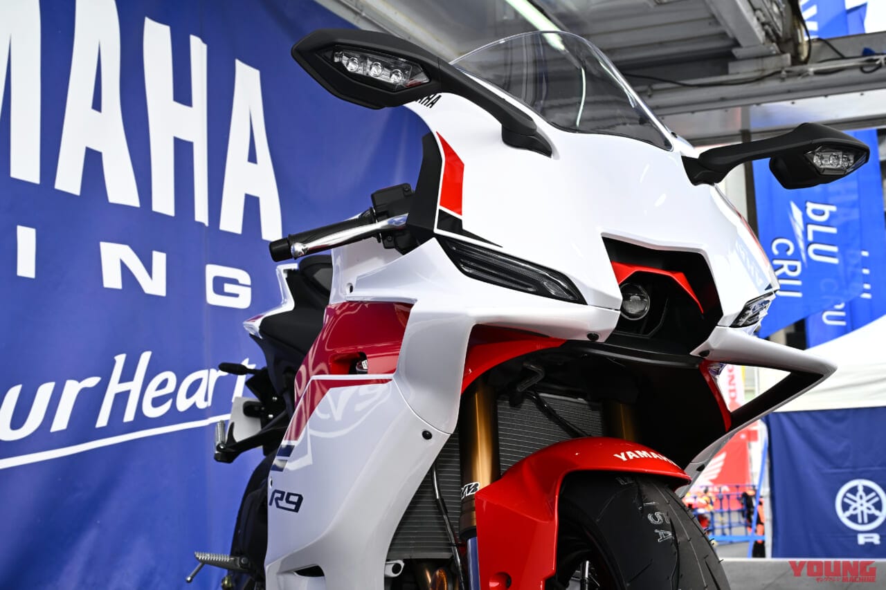 |ヤマハYZF-R9生取材/最新ネタ取って出し! カラバリ3色?/150万円切る?/上位グレードナシ?/Y-AMTは…?