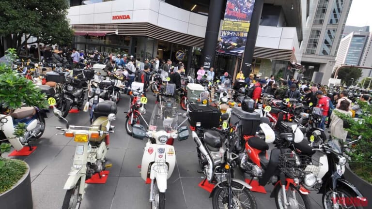 ホンダ本社をカブジャックだ! 「第26回 カフェカブミーティングin青山」開催|新基準原付でホンダ スーパーカブ50の歴史は続く! ヤングマシン最新人気記事TOP10