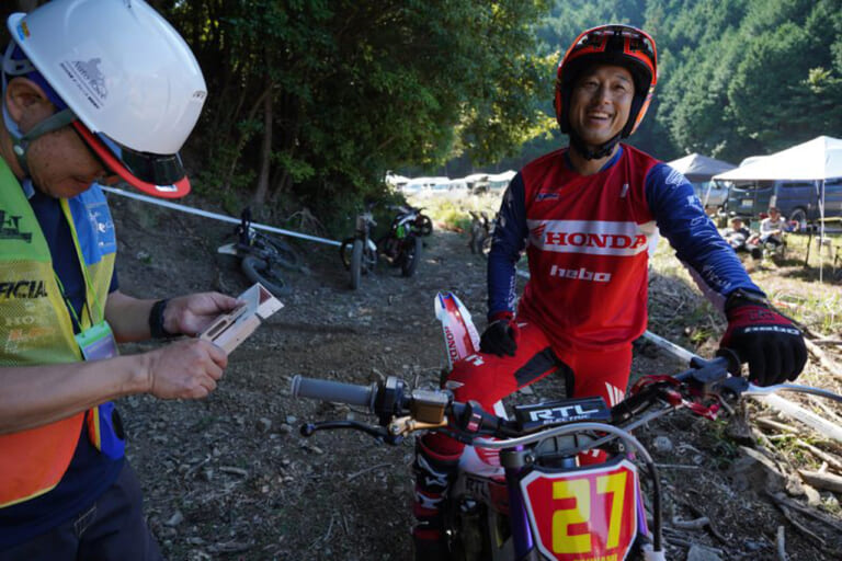 ホンダ|藤波貴久|RTL ELECTRIC|藤波貴久×RTLエレクトリック、宣言通りの優勝! 世界選手権引退後、21年ぶりの全日本で