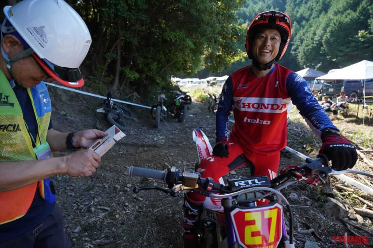ホンダ|藤波貴久|RTL ELECTRIC|藤波貴久×RTLエレクトリック、宣言通りの優勝! 世界選手権引退後、21年ぶりの全日本で