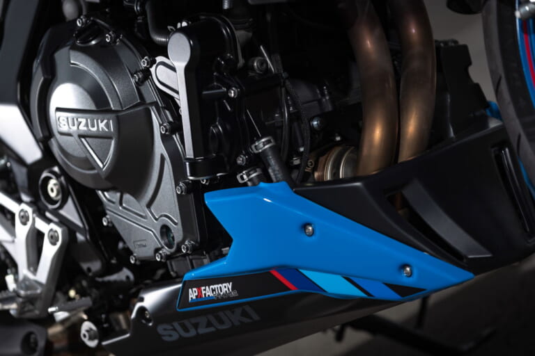 スズキ|GSX-8S チームスズキエディション|イタリア仕様|伊スズキから「GSX-8S チームスズキエディション」登場! スペシャルグラフィック+メーターバイザーほか